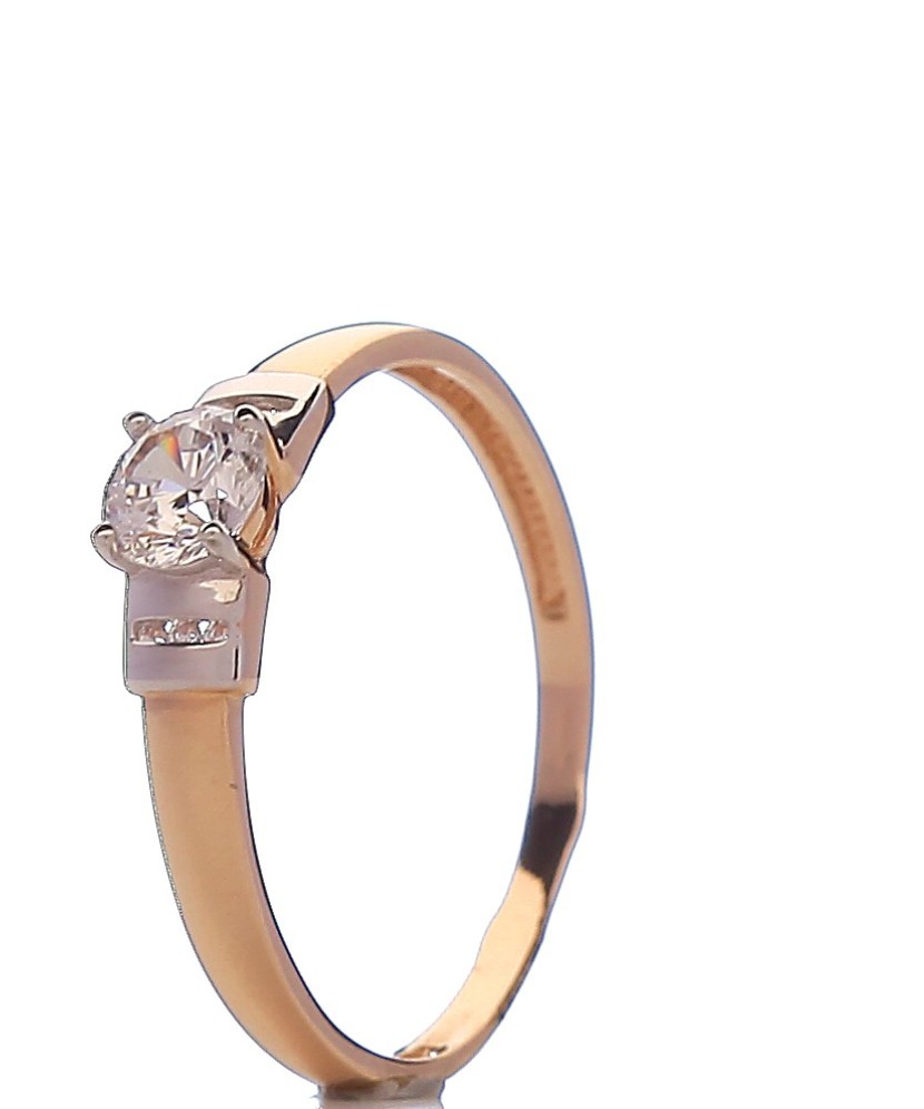 Gold ring with zircons Gold ring with zircons