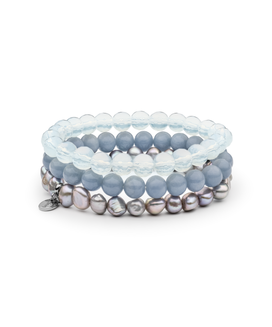 Bracelet with opal, angelite and pearls