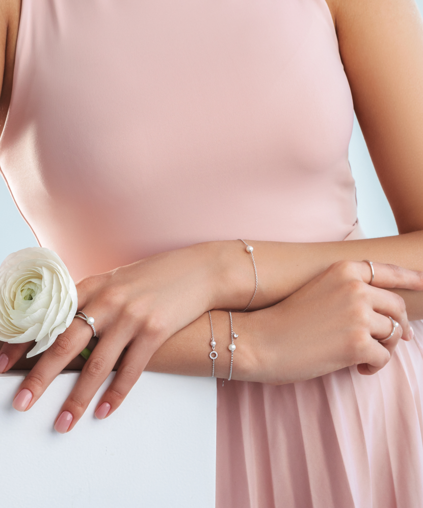 Sterling Silver bracelet with pearl and zirconium