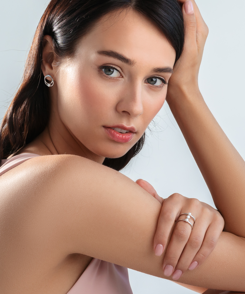 Sterling silver earrings with pearls