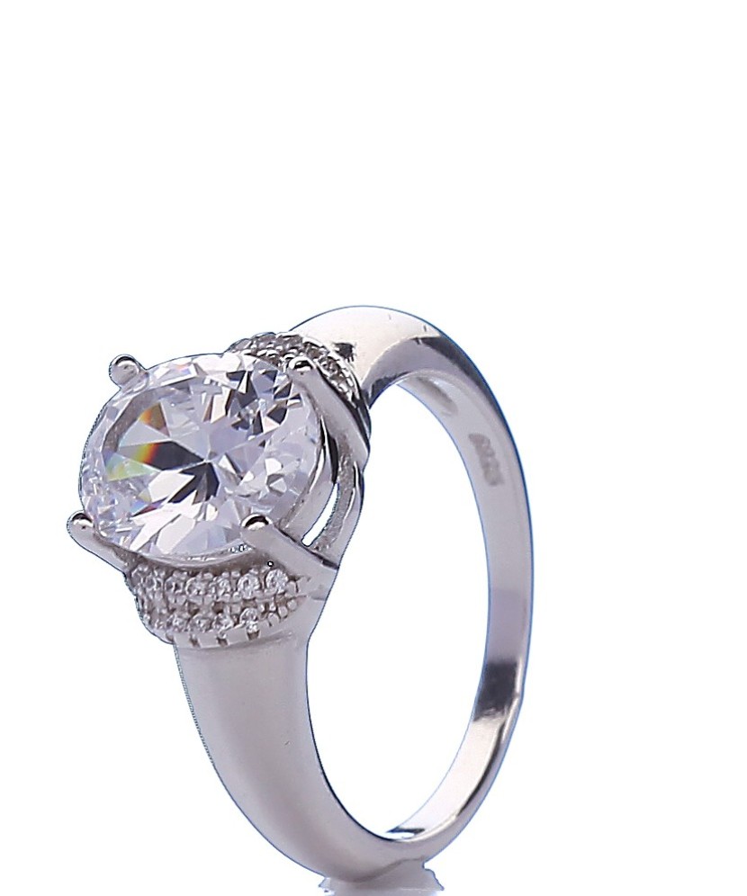 Sterling silver ring with zircons Sterling silver ring with zircons