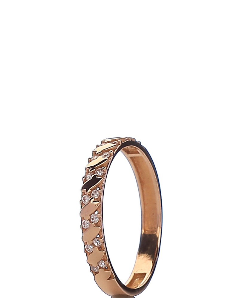 Gold ring with zircons