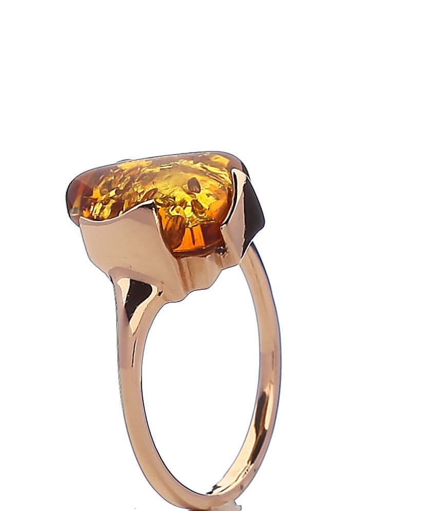 Gold ring with amber