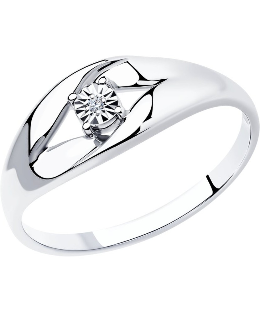 Sterling silver ring with diamond