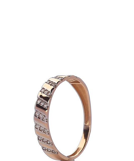 Gold ring with zircons