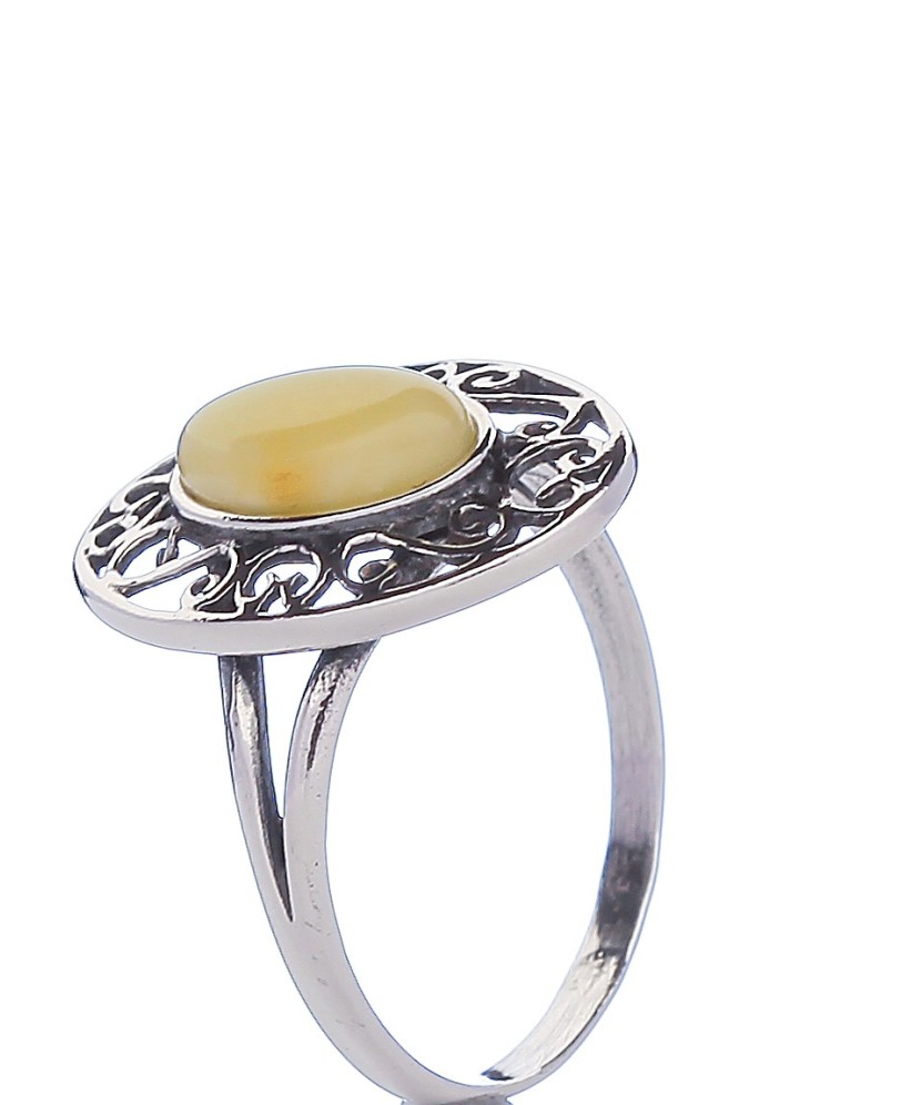Sterling silver ring with amber Sterling silver ring with amber