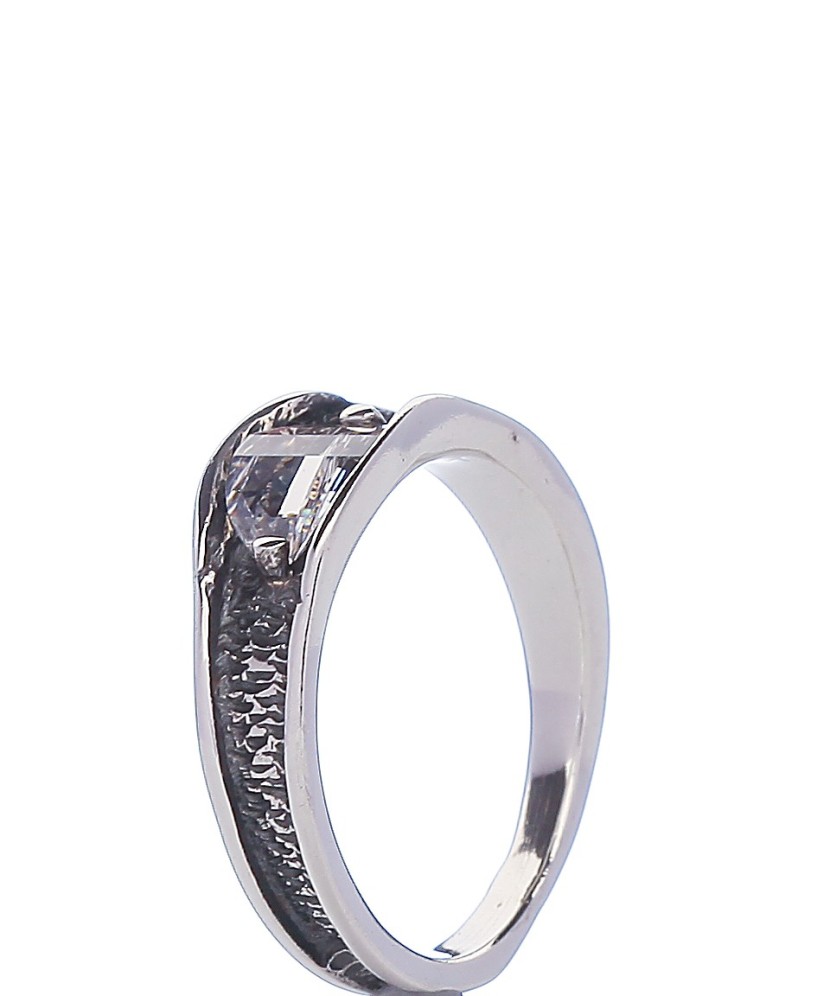 Sidabrinis žiedas su cirkoniu  - Goldinga