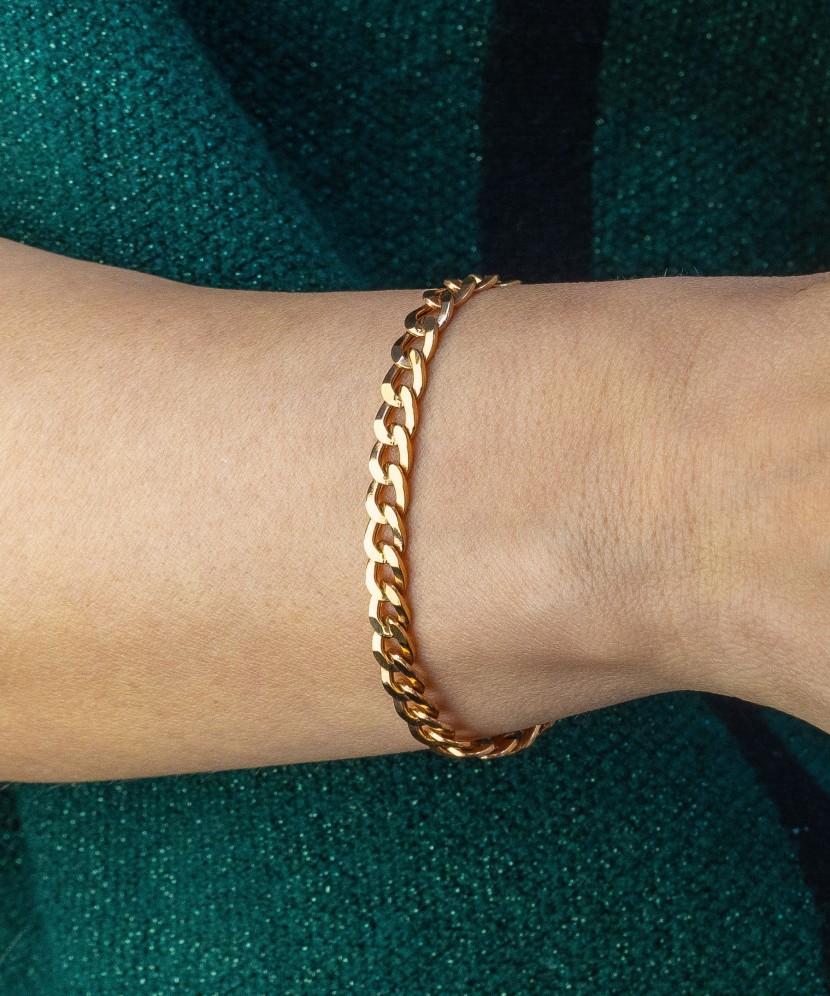 Gold bracelet "Curb" 8.3mm