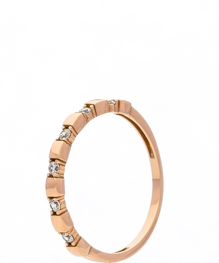 Gold ring with zircons