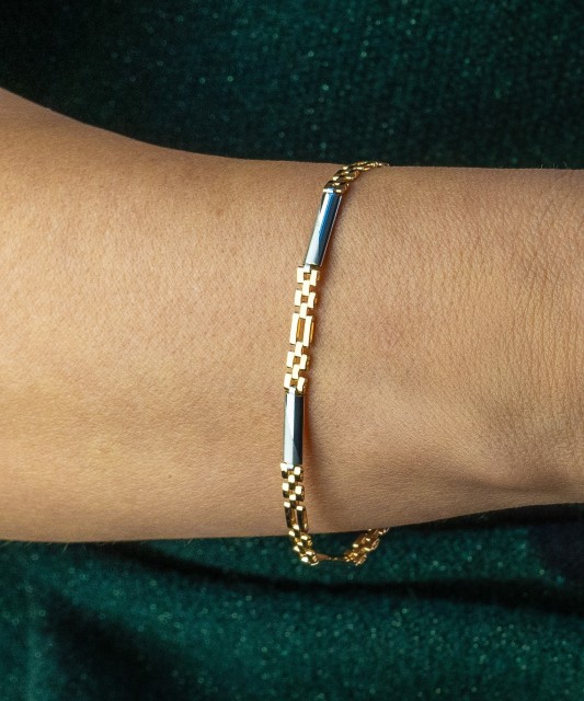 Gold bracelet