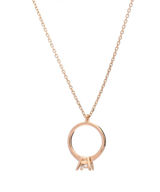 Gold chain with zirconium pendant