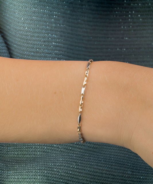 Gold bracelet