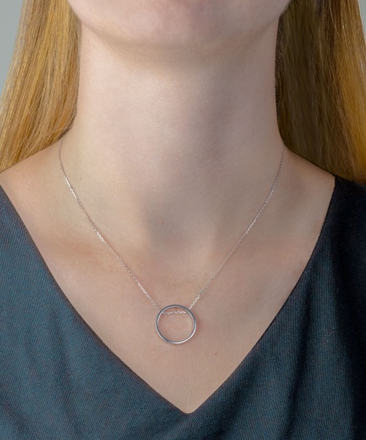 Sterling silver chain with pendant