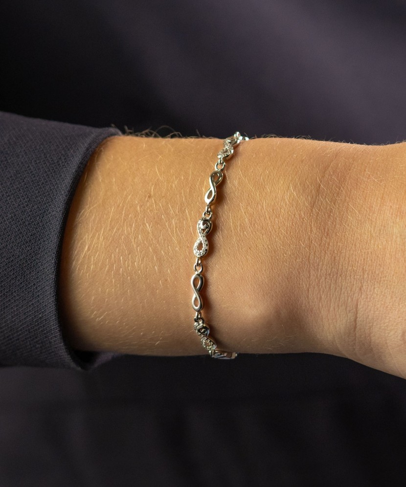 Sterling Silver bracelet with zircons
