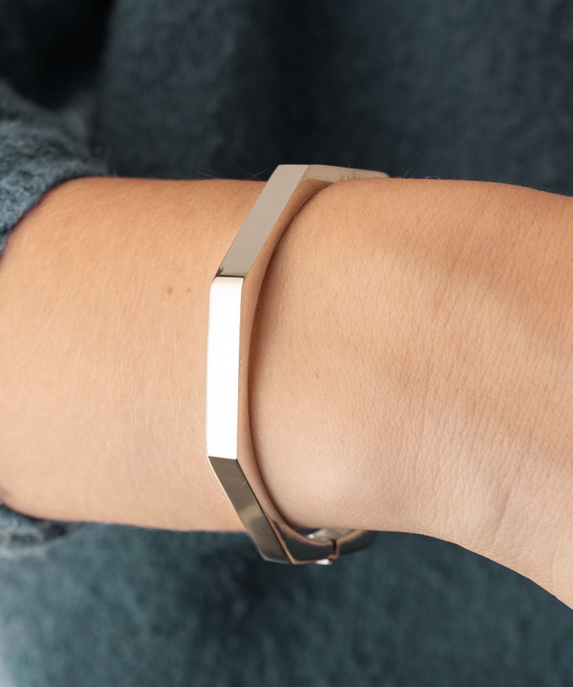 Sterling silver hard bracelet