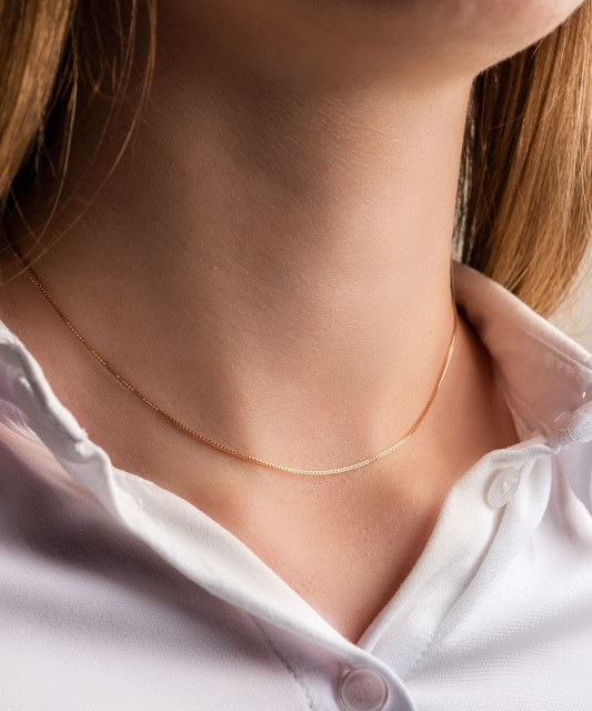 Solid gold chain "Box" 0.9mm