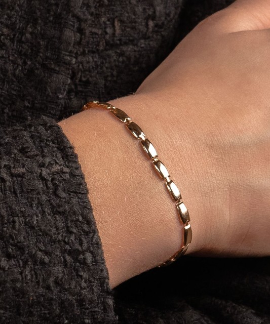 Gold bracelet