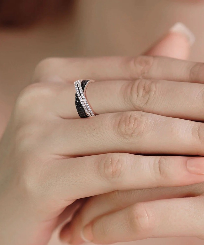 Sterling silver ring with zircons and spinels Sterling silver ring with zircons and spinels