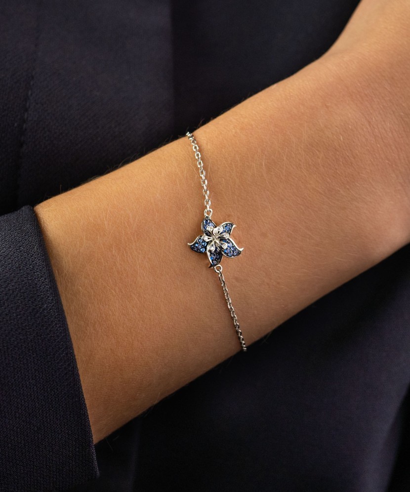 Sterling Silver bracelet with zircons "Flower"