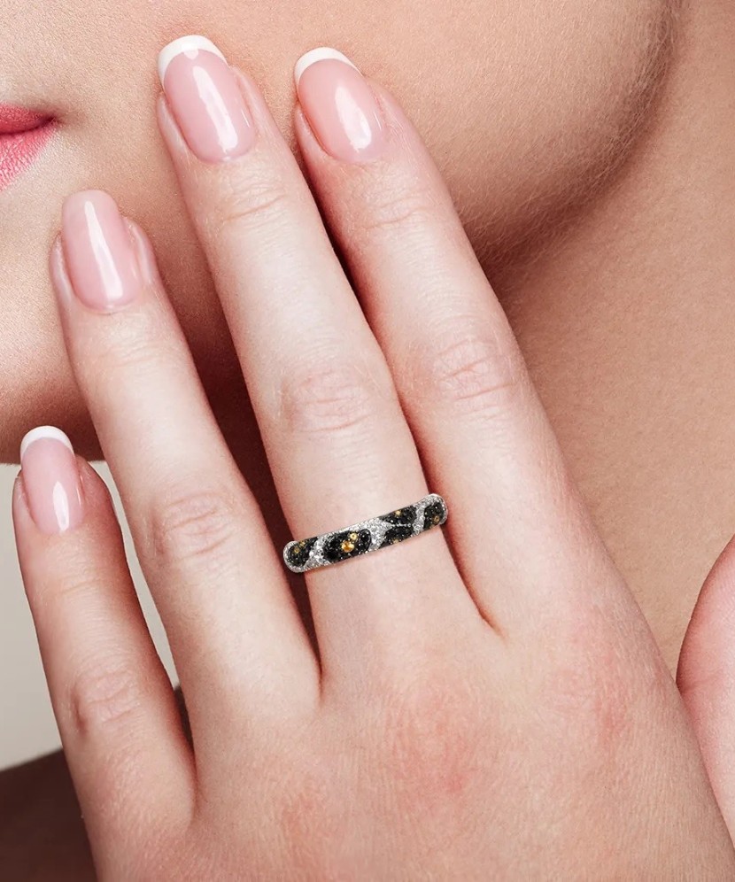 Sterling silver ring with zircons and spinels Sterling silver ring with zircons and spinels