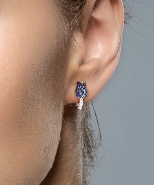 Серьги из серебра с цирконами