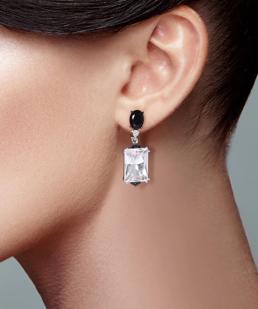 Серьги из серебра с цирконами