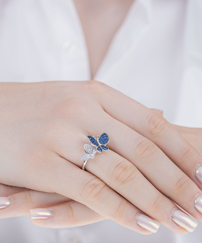 Sterling silver ring with zirconium "Butterflies" Sterling silver ring with zirconium "Butterflies"