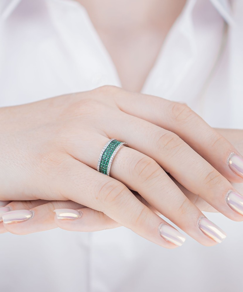 Sterling silver ring with zircons and spinels