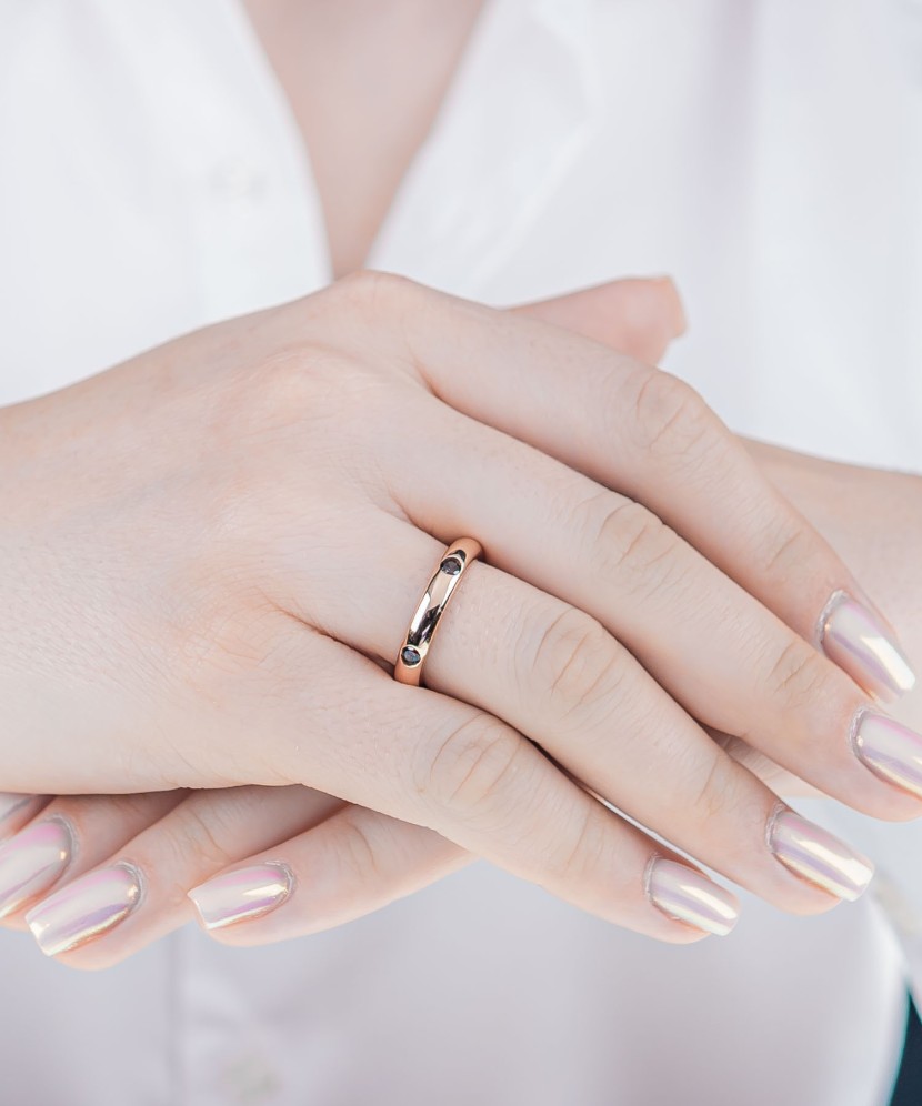 Кольцо из золочёного серебра с фианитами Кольцо из золочёного серебра с фианитами