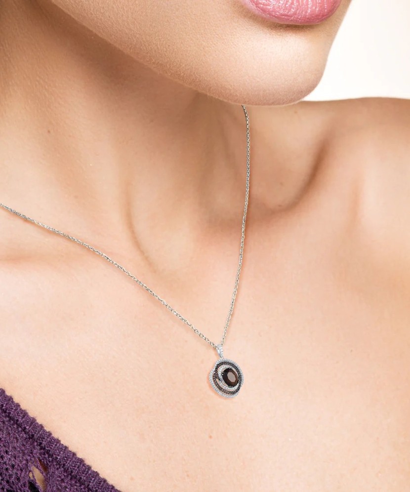 Подвеска из серебра со шпинелями и фианитами Подвеска из серебра со шпинелями и фианитами