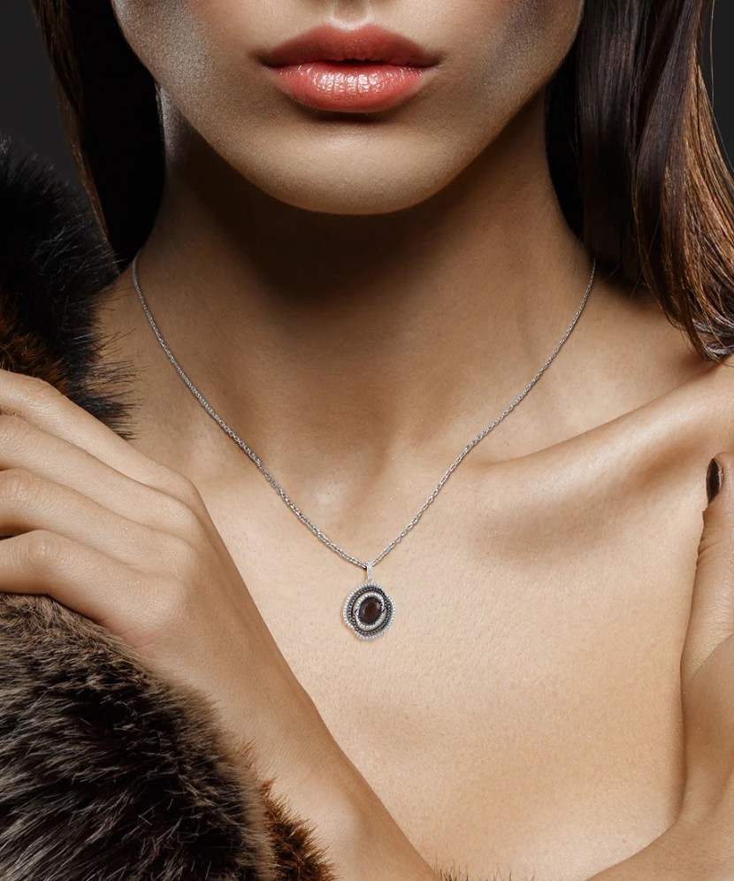 Подвеска из серебра со шпинелями и фианитами Подвеска из серебра со шпинелями и фианитами