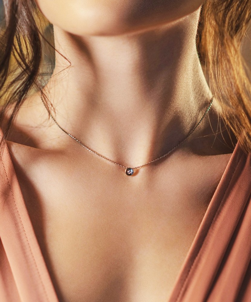 Цепочка из желтого золота с блестящей подвеской