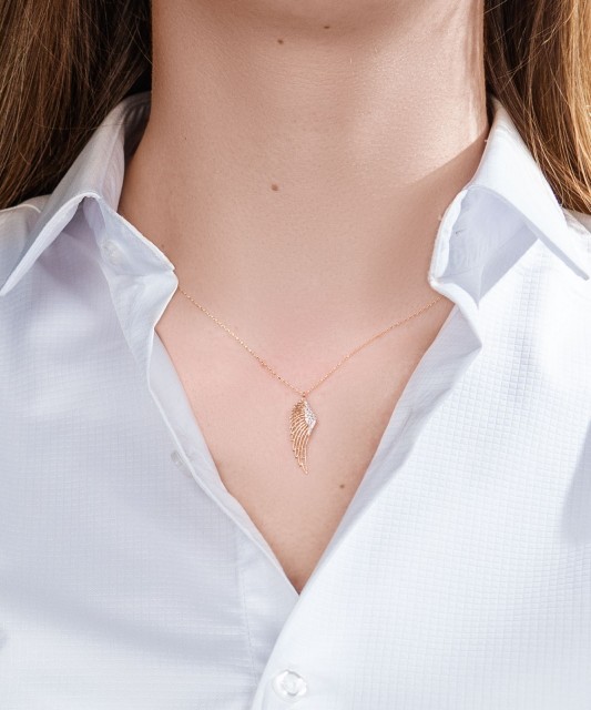 Gold chain with zirconium pendant "Angel wing"