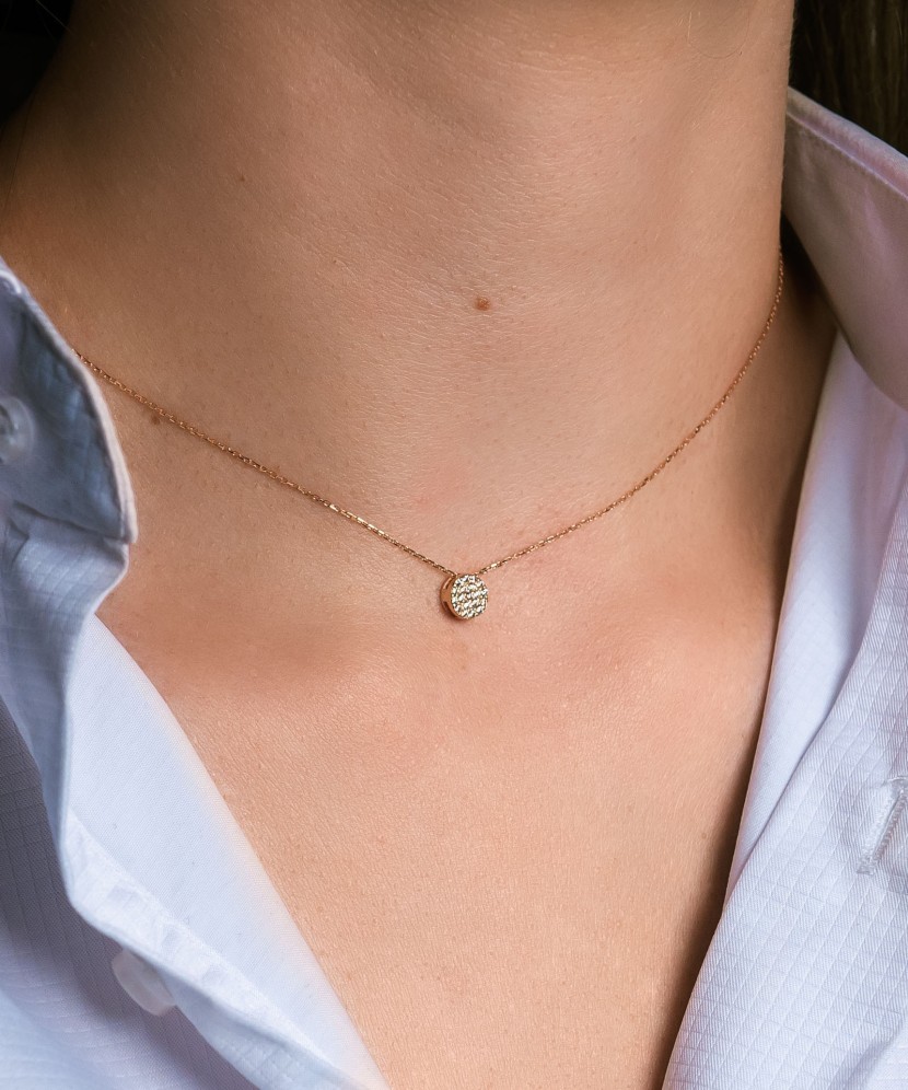 Золотая цепочка с подвеской из циркона