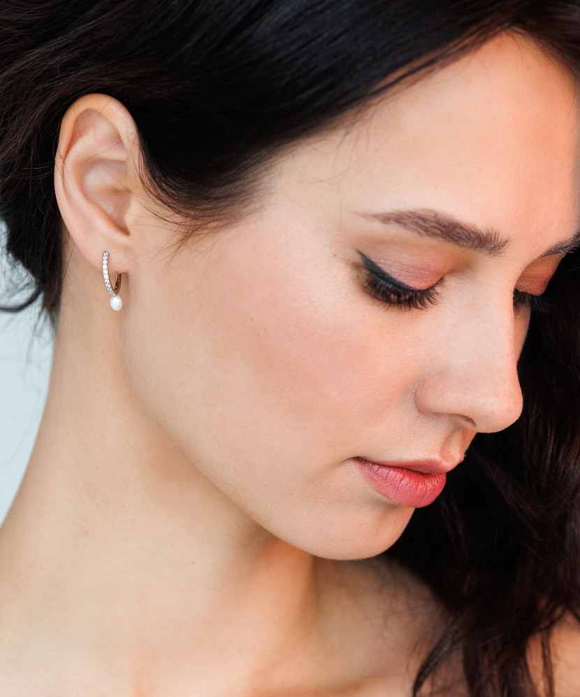 Sterling silver earrings with pearls and zircons Sterling silver earrings with pearls and zircons