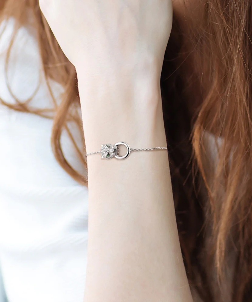 Серебряный браслет с цирконами и шпинелями