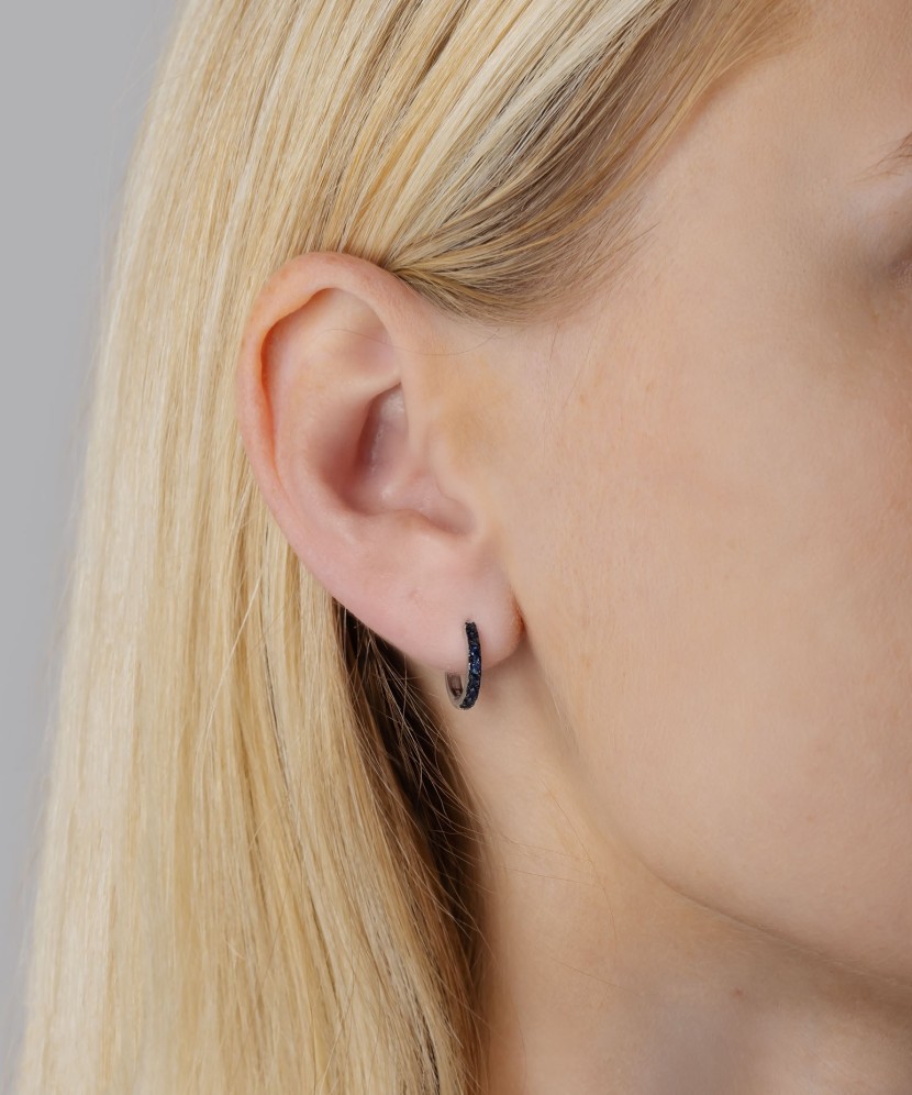 White gold earrings with sapphires