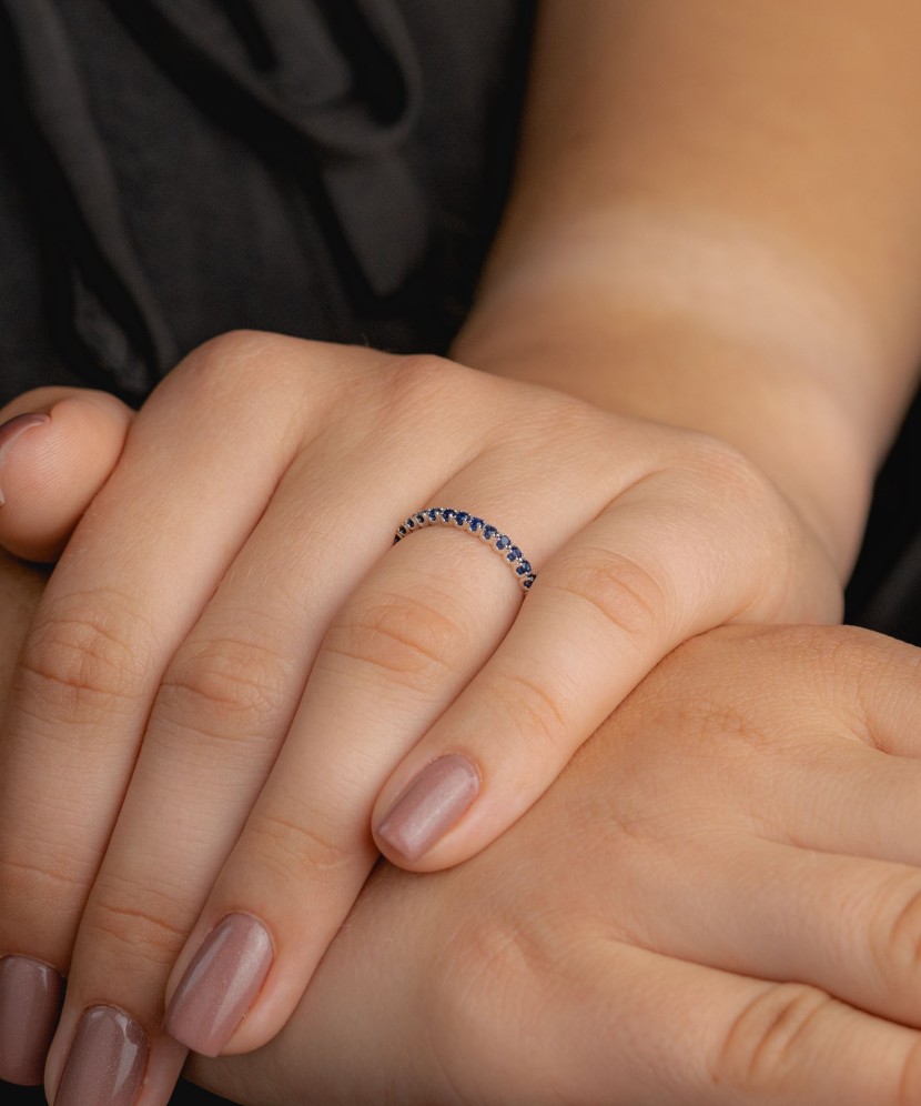 White gold ring with sapphires