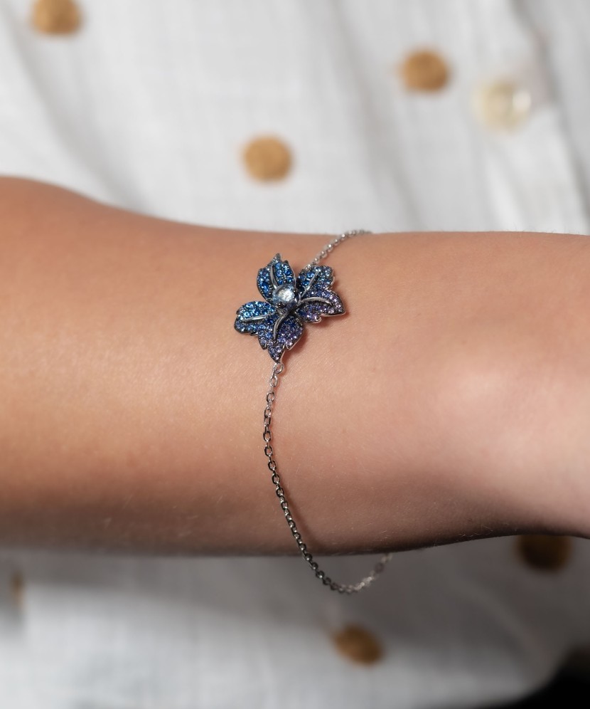 Sterling Silver bracelet with zircons