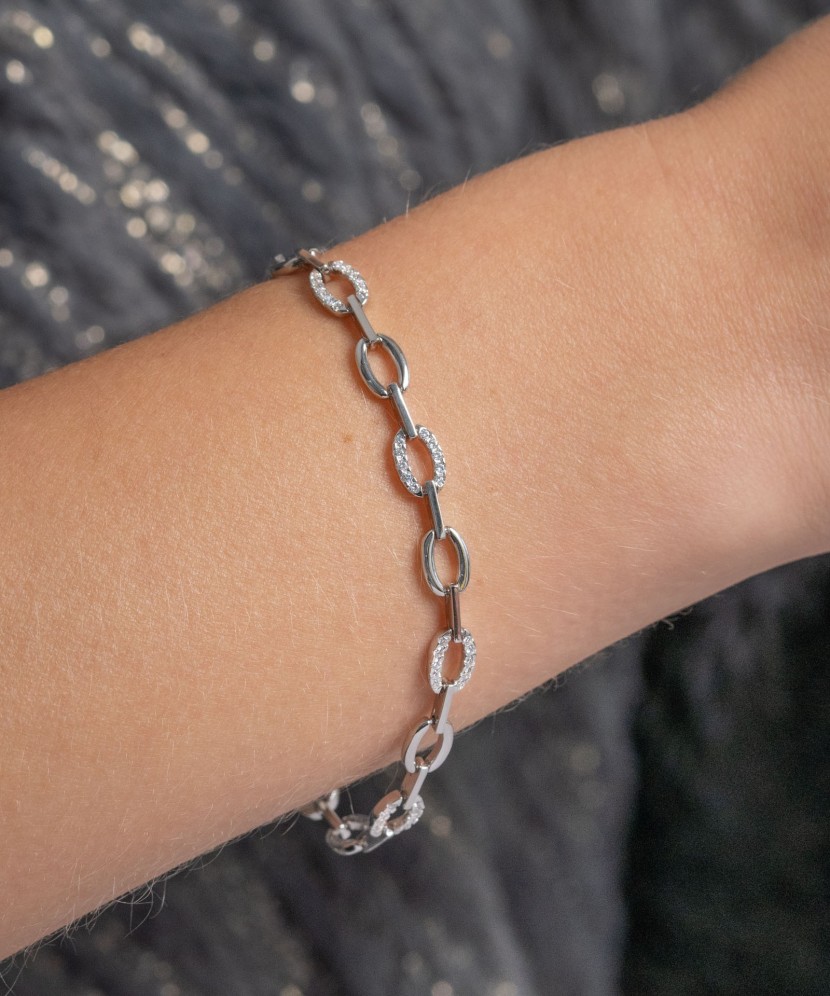 Sterling Silver bracelet with zircons