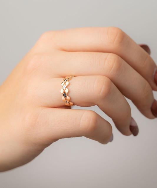 Gold ring
