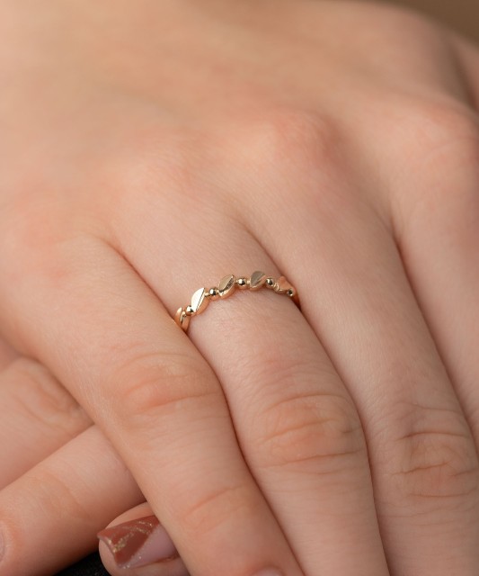 Gold ring