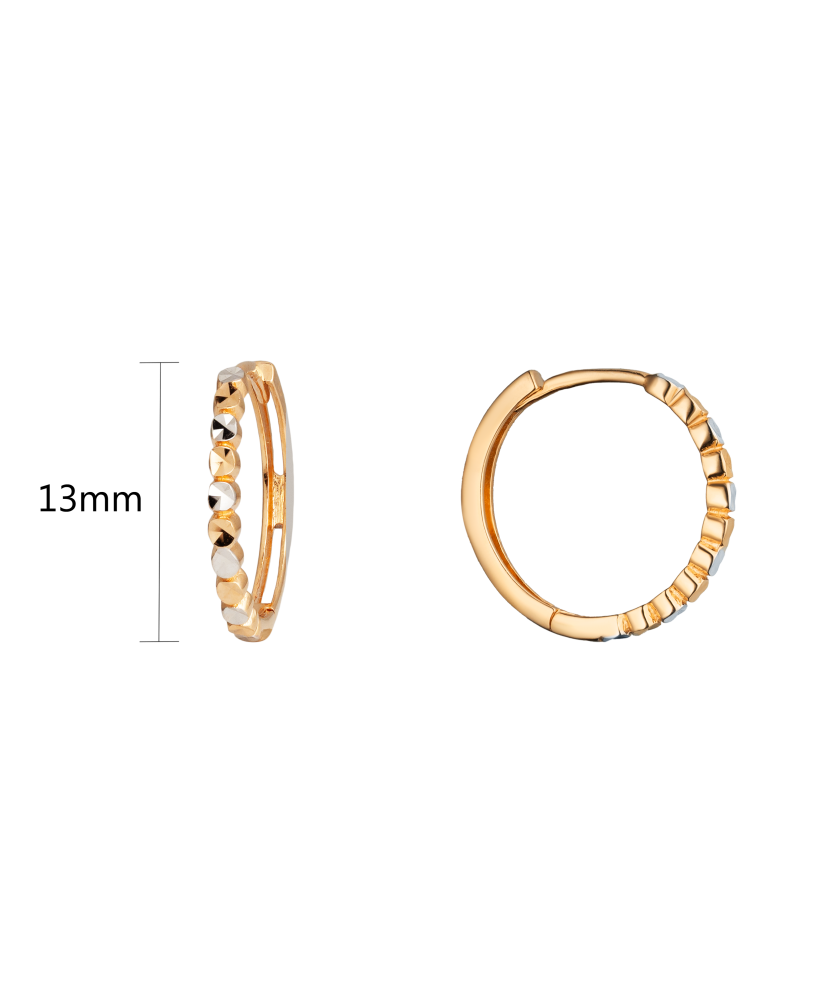 Gold earrings Gold earrings