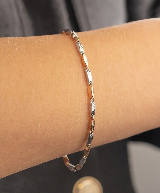 Gold bracelet