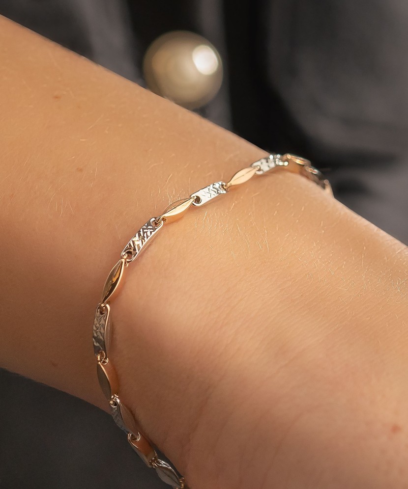 Gold bracelet Gold bracelet