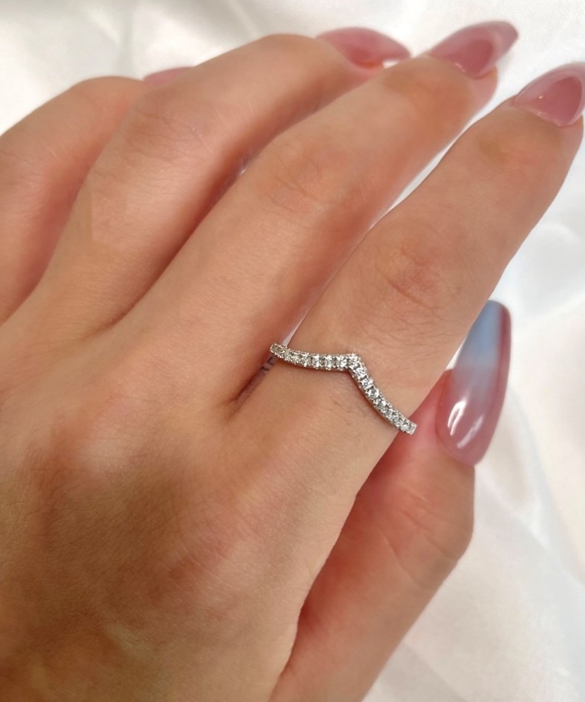 Sterling silver ring with zircons Sterling silver ring with zircons