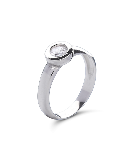 Серебряное кольцо с цирконом