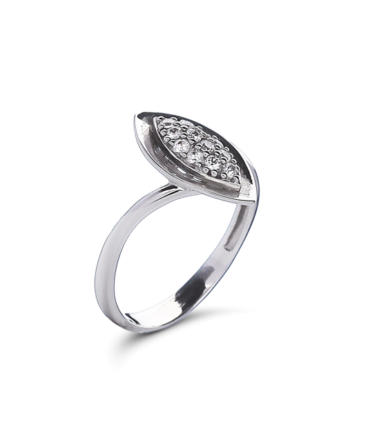 Gold ring with zircons