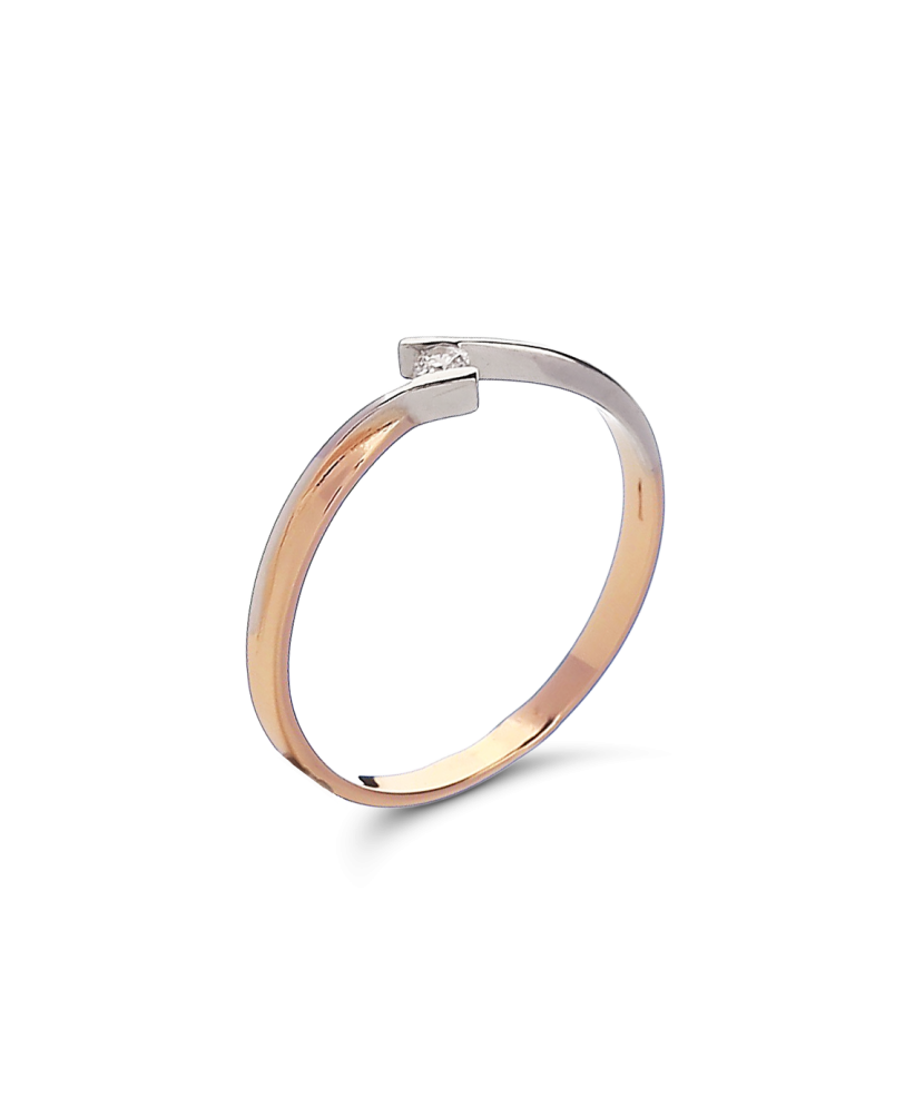 Gold ring with zircons Gold ring with zircons