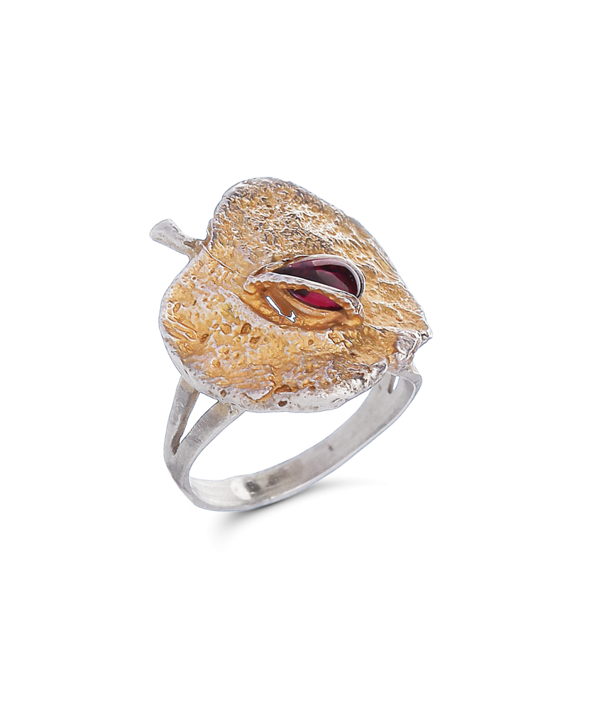 Sterling silver ring with garnet "apple"